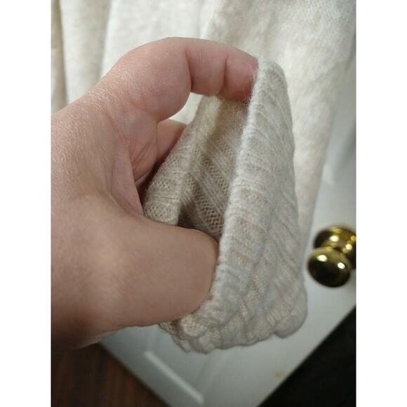 Crown&Ivy Woman M Sweater Pearl Accent Pullover Mock Neck Long Sleeve - Picture 7 of 8